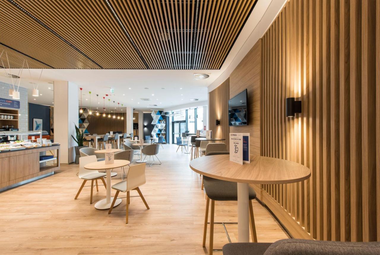 Holiday Inn Express Warsaw - Mokotow By Ihg المظهر الخارجي الصورة