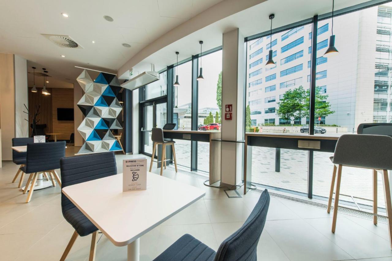 Holiday Inn Express Warsaw - Mokotow By Ihg المظهر الخارجي الصورة