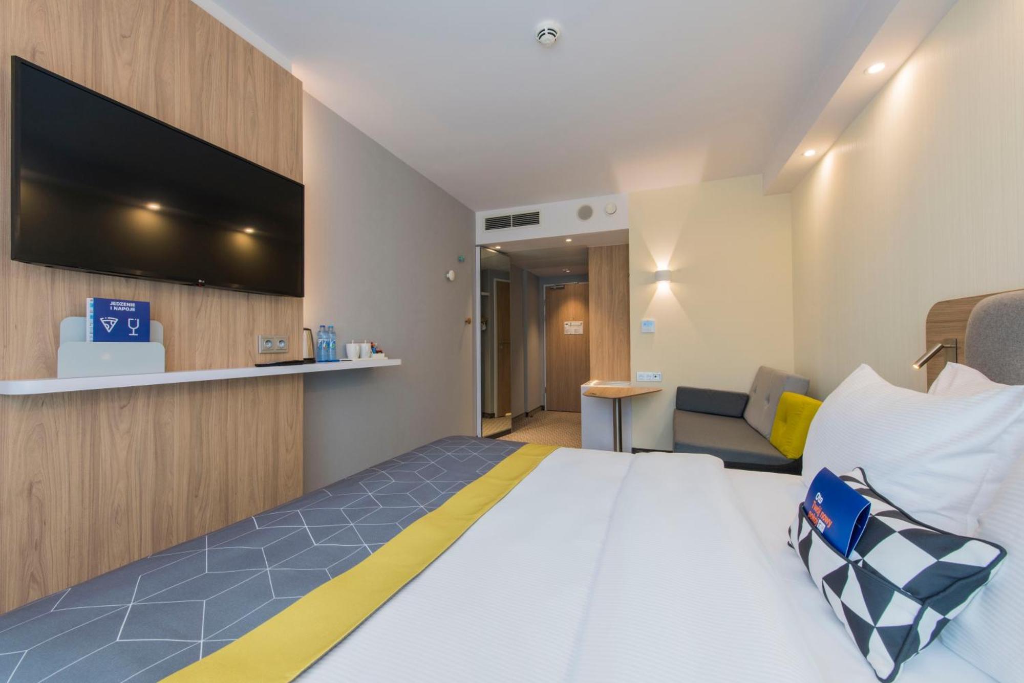 Holiday Inn Express Warsaw - Mokotow By Ihg المظهر الخارجي الصورة